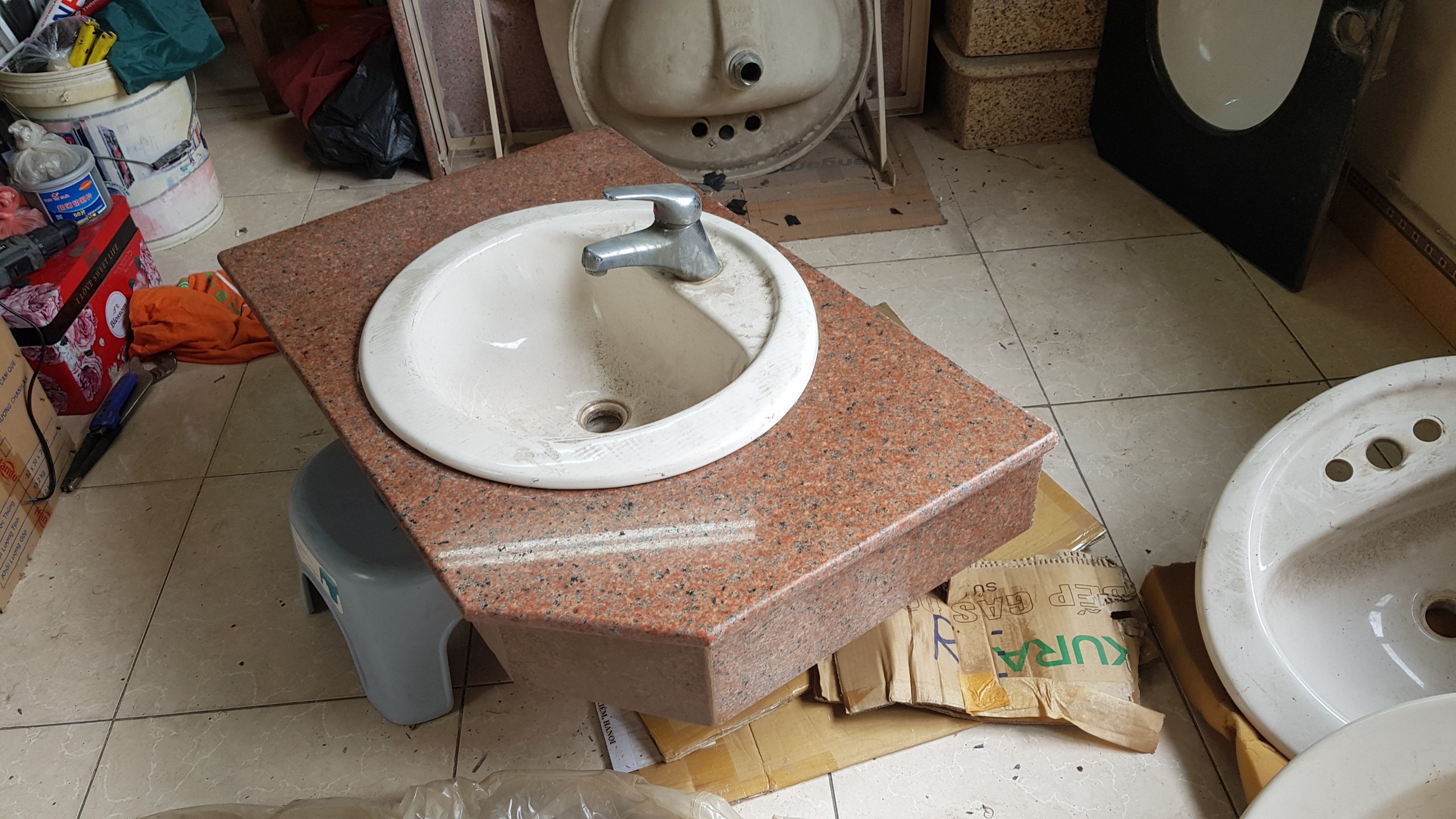 Khách sạn giải thể cần thanh lý các thiết bị vệ sinh với thông số như sau